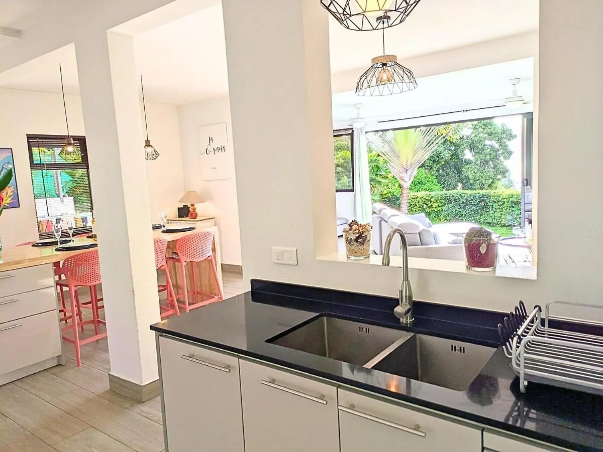 וילה Paea Fare Painapo - Spacious Modern Beautiful View